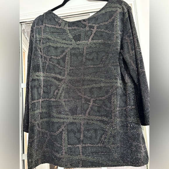 Chico’s Design Women’s Metallic Top Size 3 - Picture 2 of 6